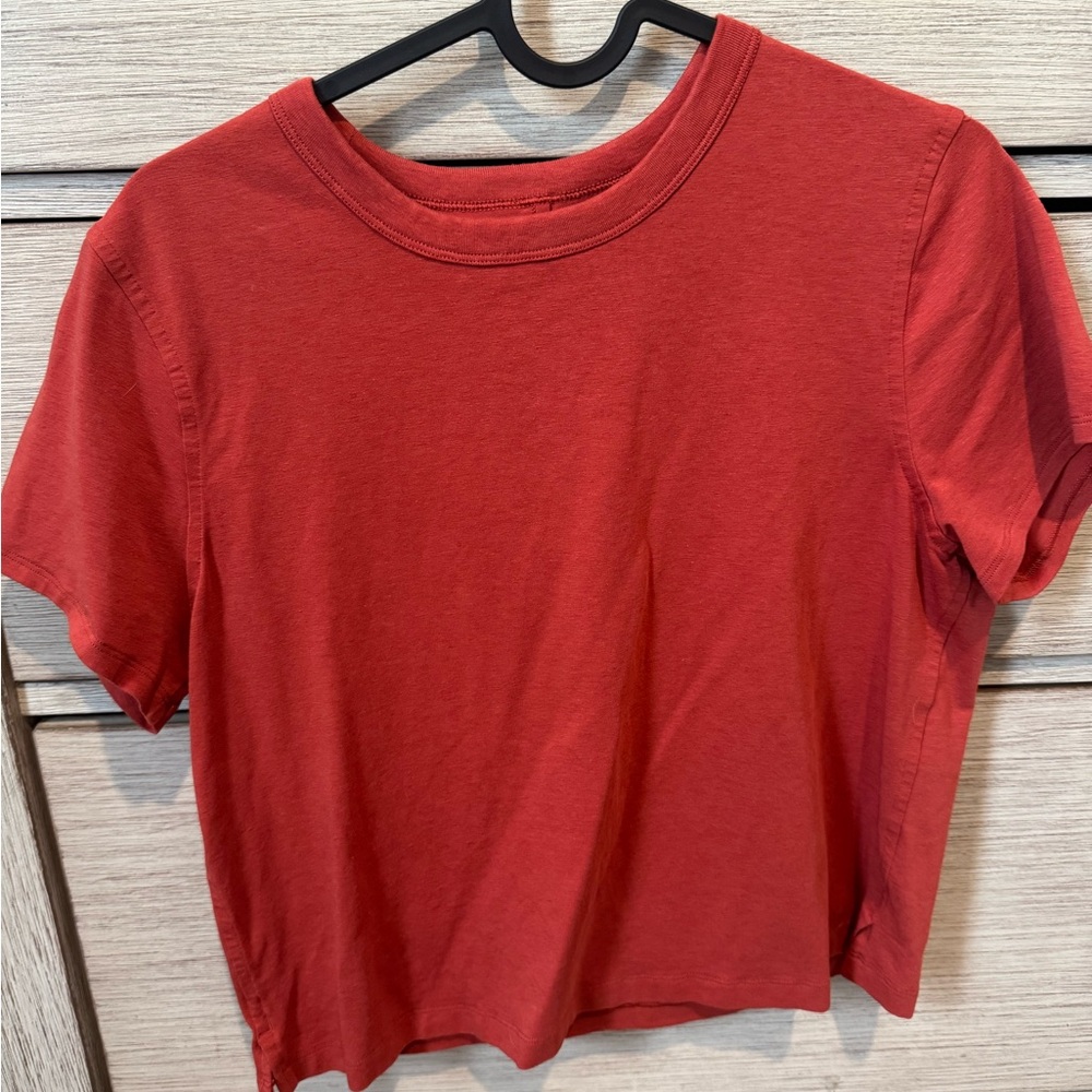 Lululemon Crop T